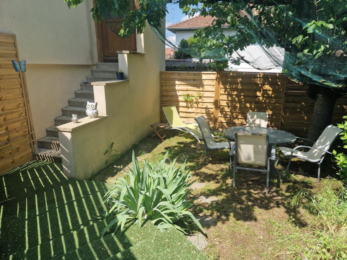 Appartement Independant Dans Maison Avec Jardinet, Au Calme Serezin-du-Rhone Экстерьер фото